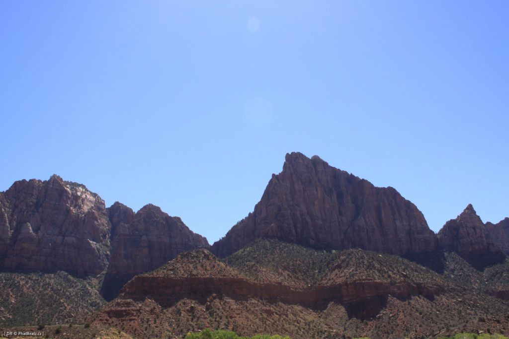 Middle_070