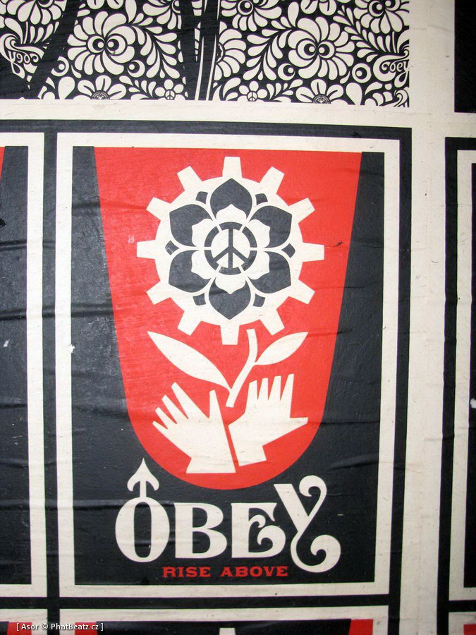 OBEY_Stolenspace_02