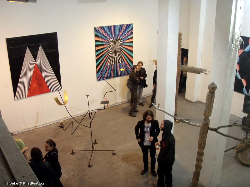 PrivetivePovedome_01