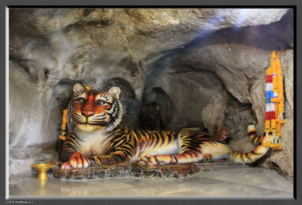 THAILAND2011_130
