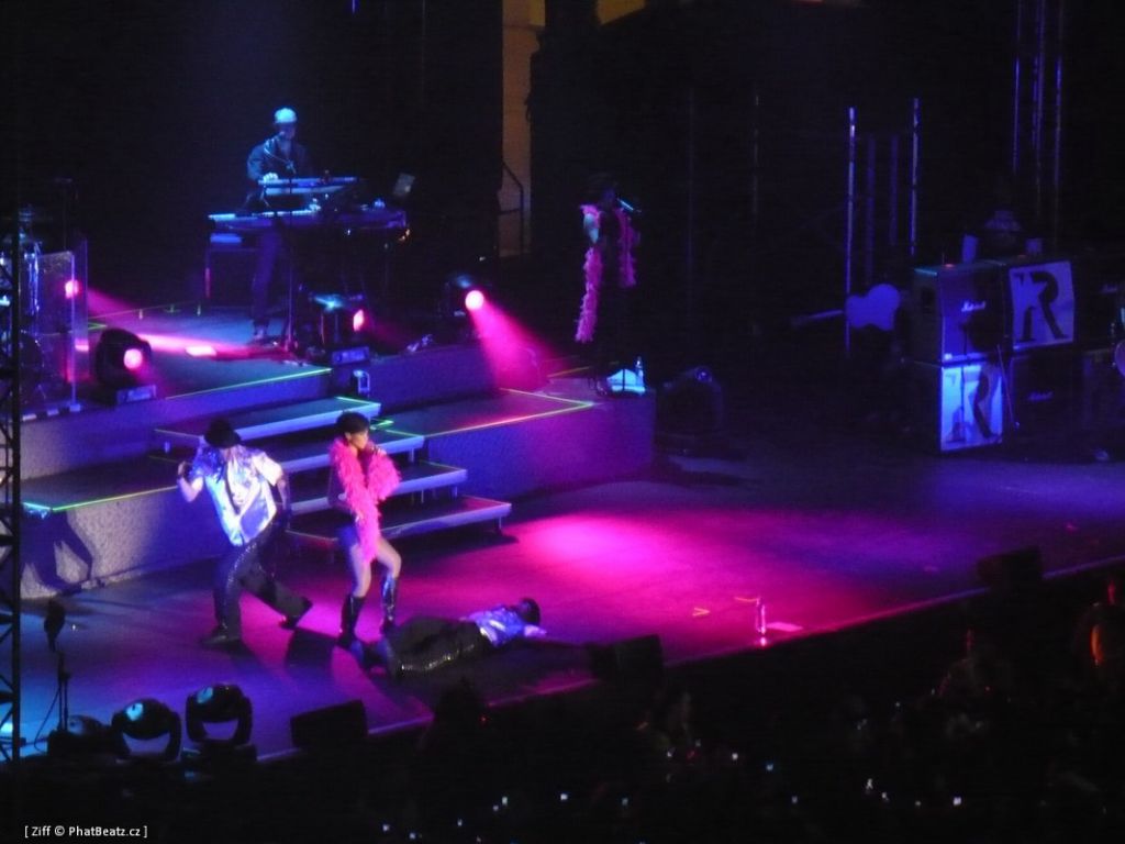 rihanna_10