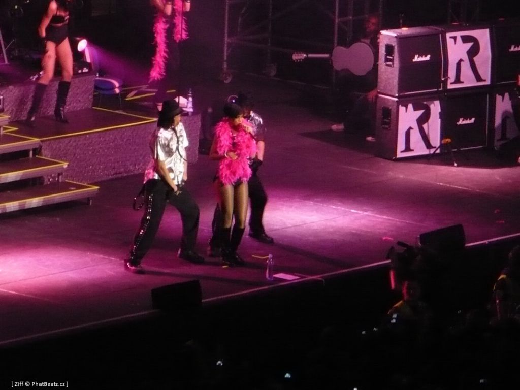 rihanna_11