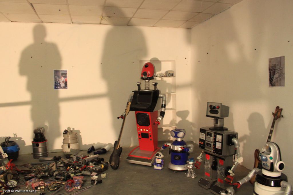 Stanley 'Robotman' Povoda - Svět Robotů