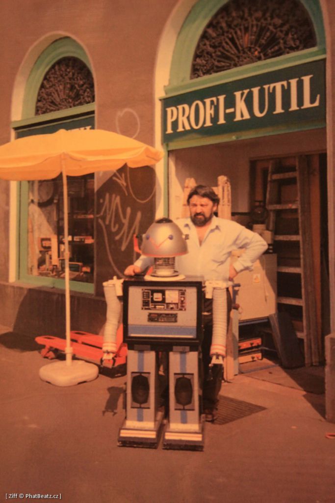 Stanley 'Robotman' Povoda - Svět Robotů